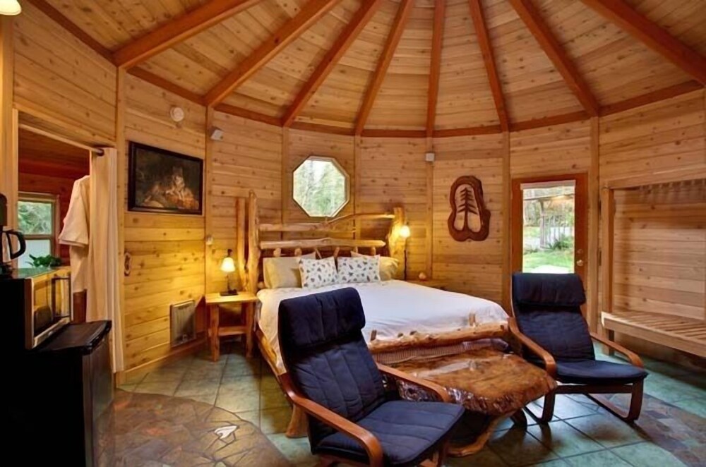 Stormking Hotel at Mt. Rainier - photo 8