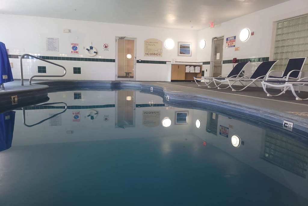La Quinta Inn & Suites by Wyndham Dalhart - photo 17