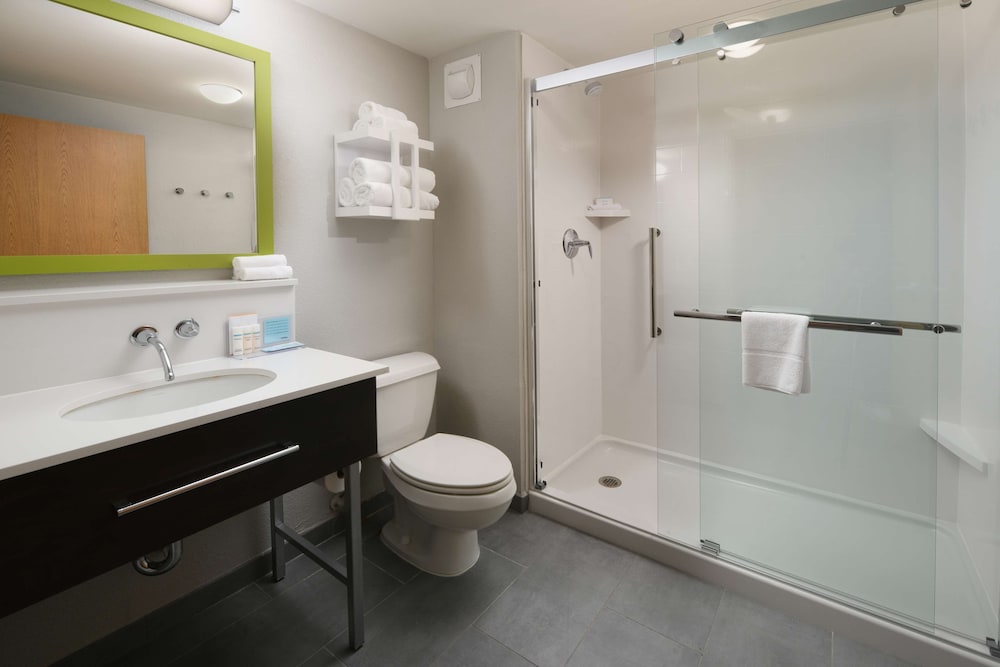 Hampton Inn & Suites Houston Medical Center NRG Park - photo 29