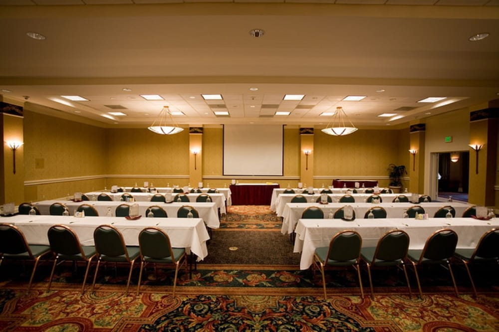 Garner Hotel Missoula Southwest by IHG - photo 25