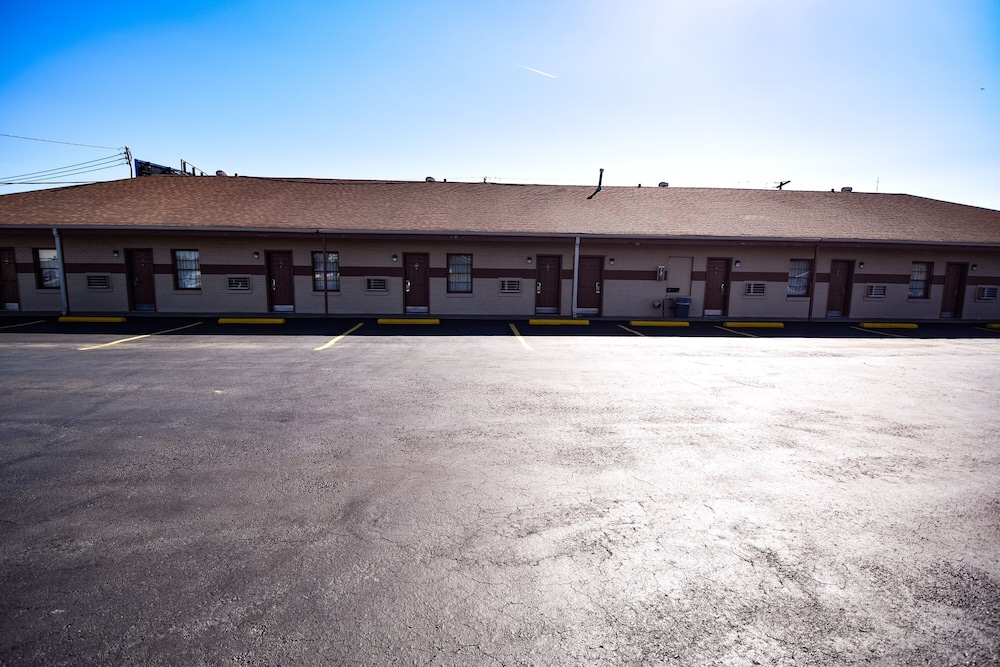 Economy Inn Beebe - photo 29