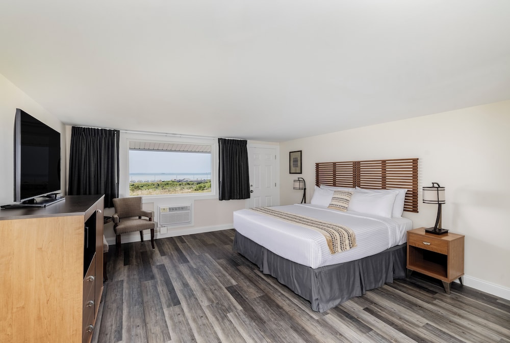 Dune Crest Hotel - photo 3