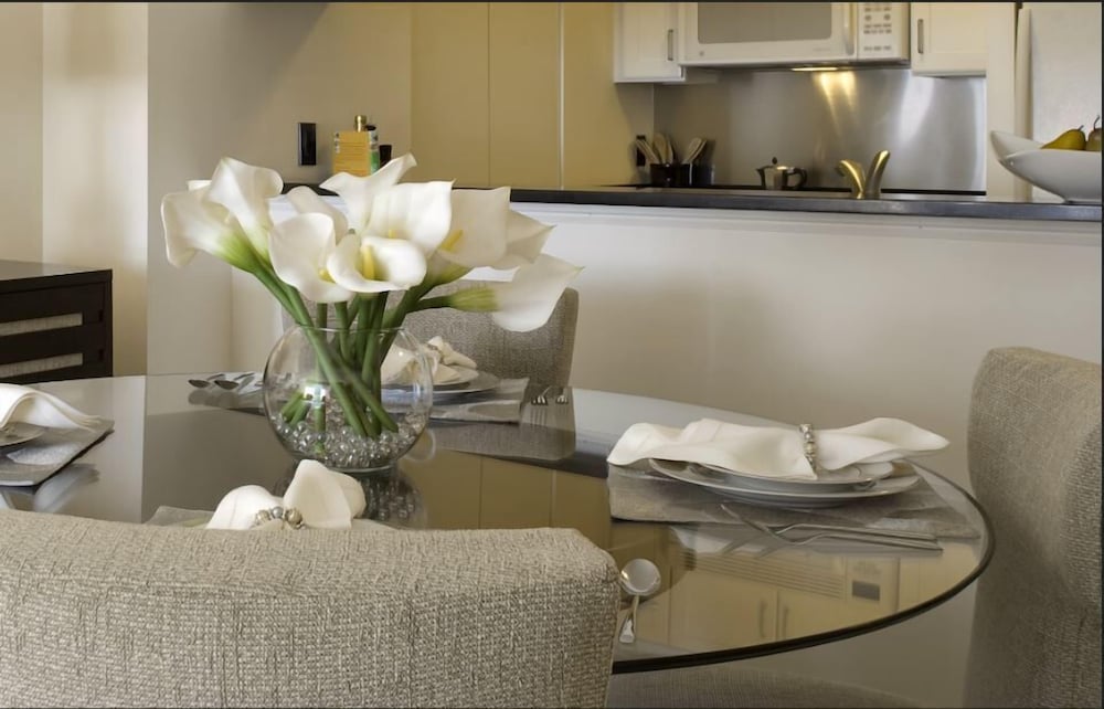 Oakwood At The Devonshire - photo 2