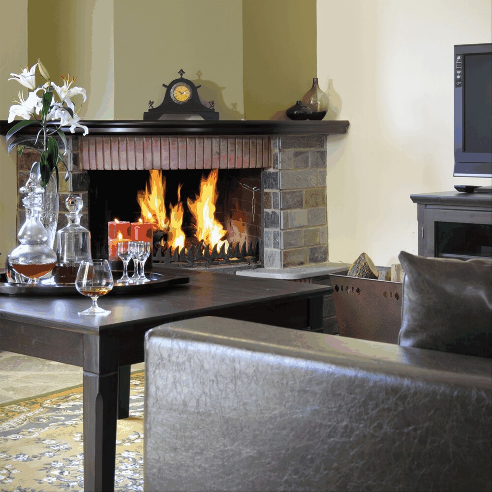 Kaimak Mountain Lodge — 4-Star Luxury Hotel in Edessa, Greece