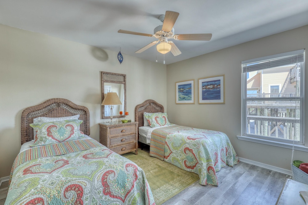 Beach Music 100 a Shell Ct - photo 8