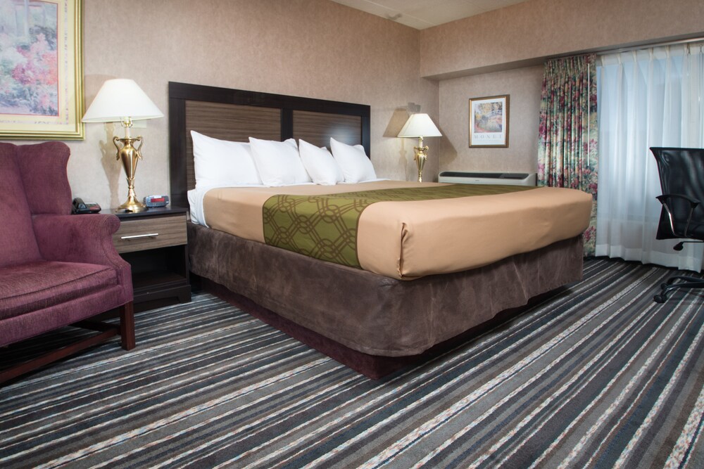 Crossroads Hotel at Huron Event Center - photo 11