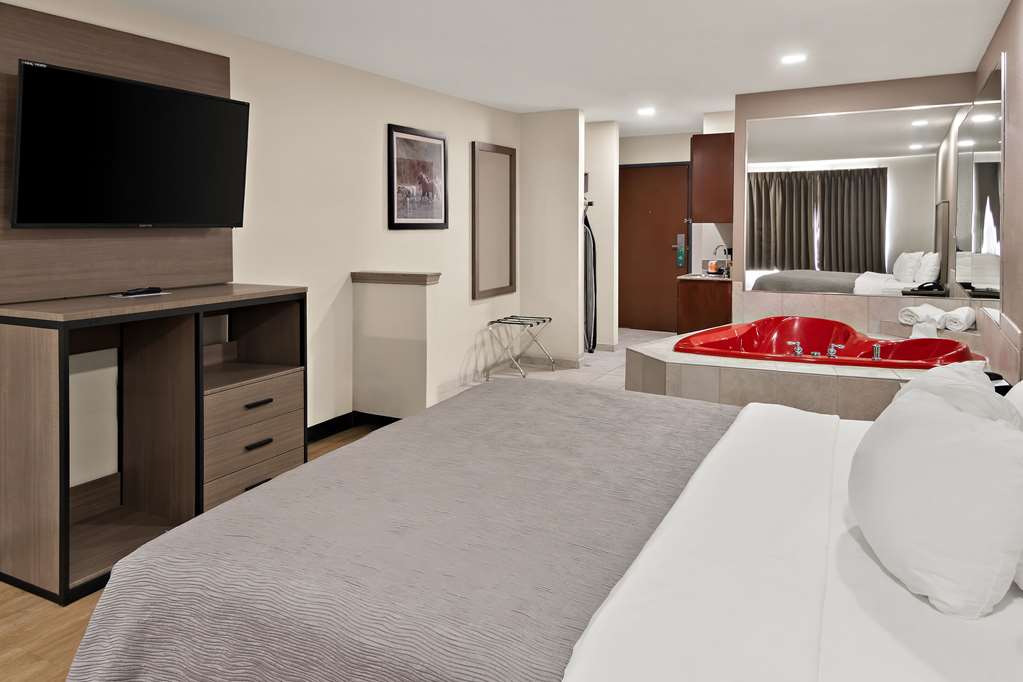 Quality Inn & Suites Weatherford - photo 9
