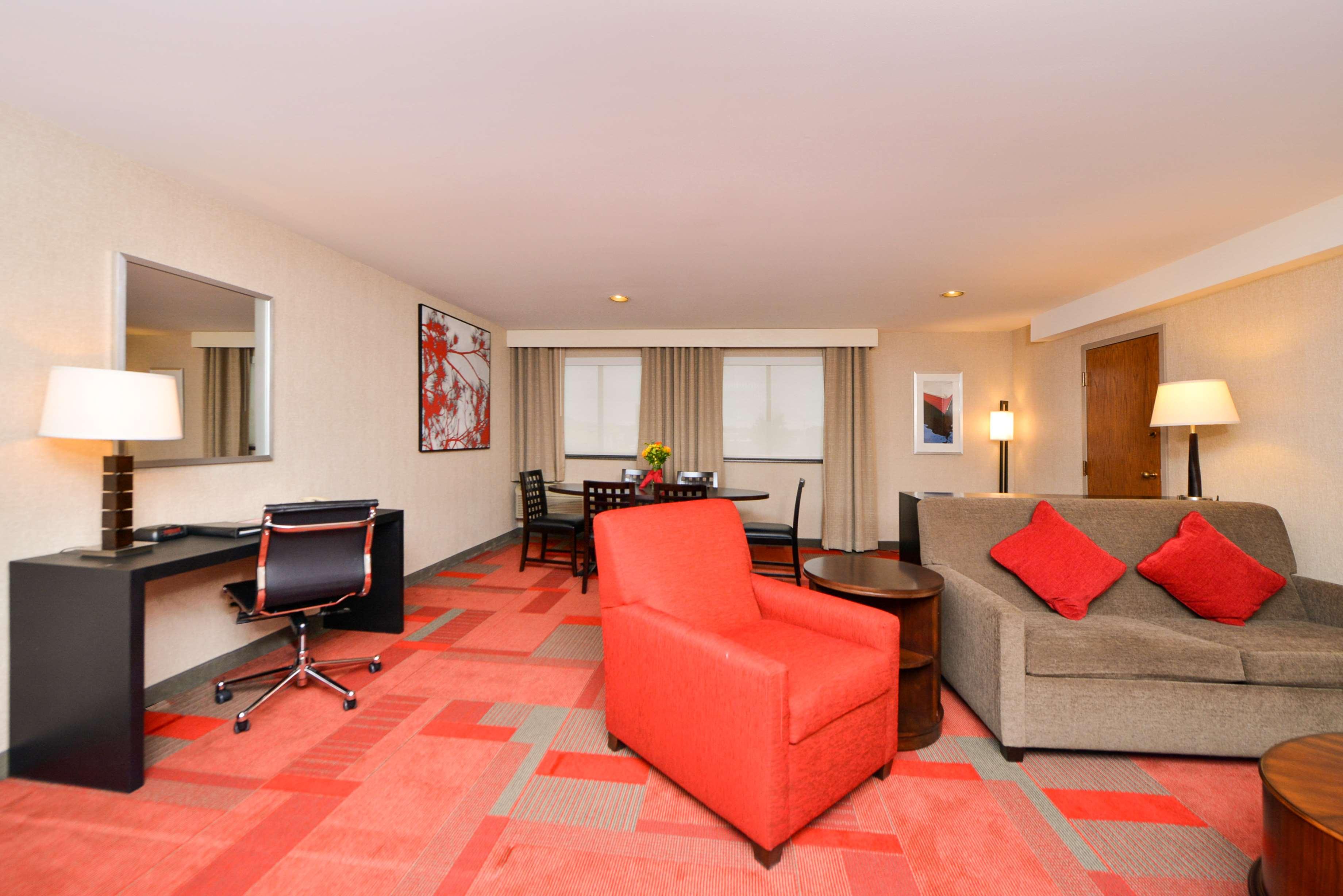 Radisson Hotel Madison - photo 28