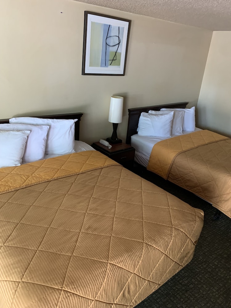 Smokey Point Motor Inn - photo 51