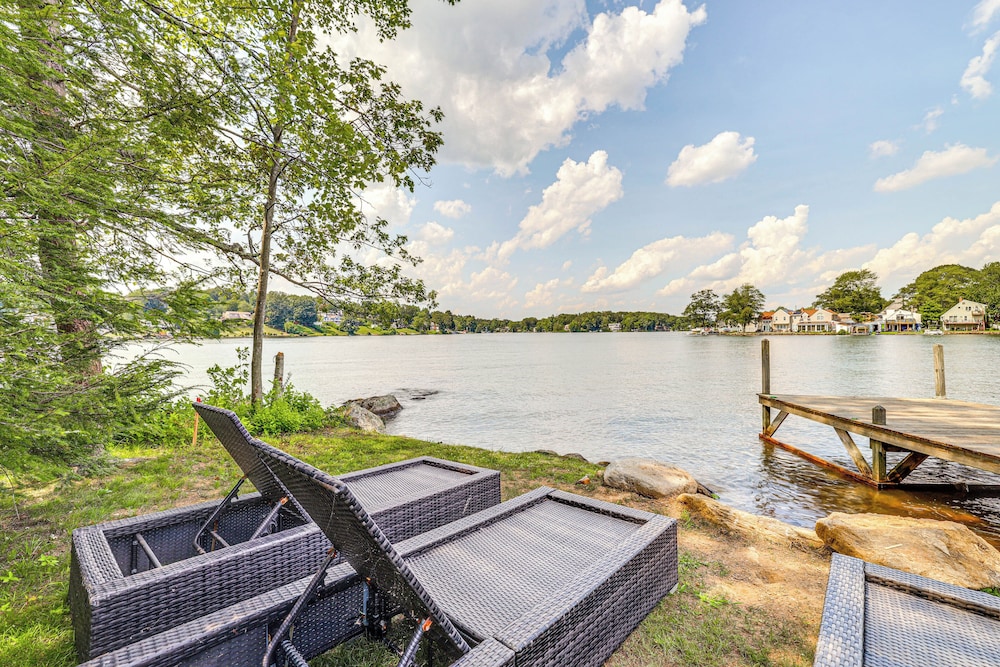 Fish & Ski: Lakefront Retreat By Mt Southington - last minute hotel in Wolcott