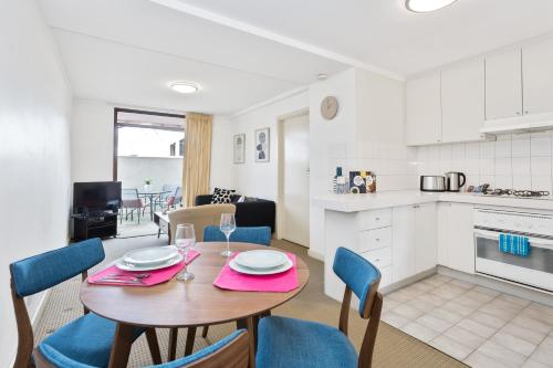 South Perth Executive Apartment — 5-Star Luxury Hotel in Perth, Australia
