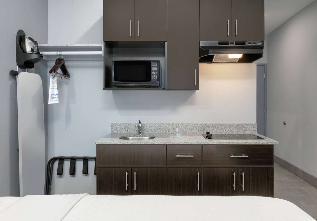 Days Inn by Wyndham Zachary LA - photo 16