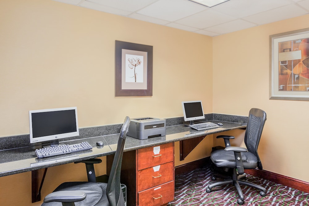 Holiday Inn Exp Winston Salem by IHG - photo 19