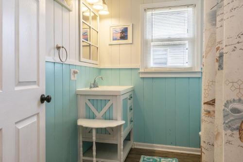 Jerseys Shore by Oak Island Accommodations - photo 16