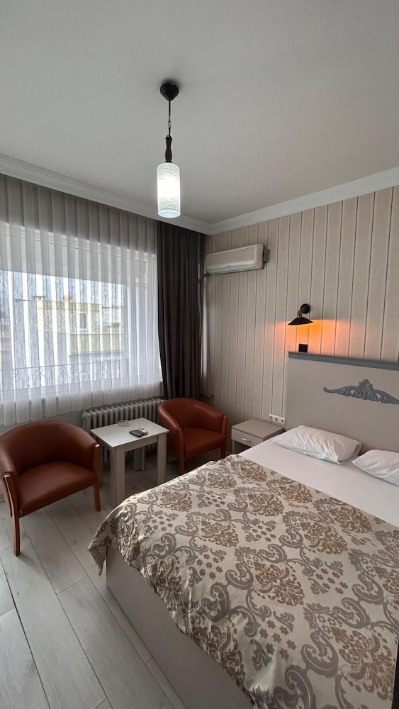 Dolphin Otel in Unknown City, Turkey