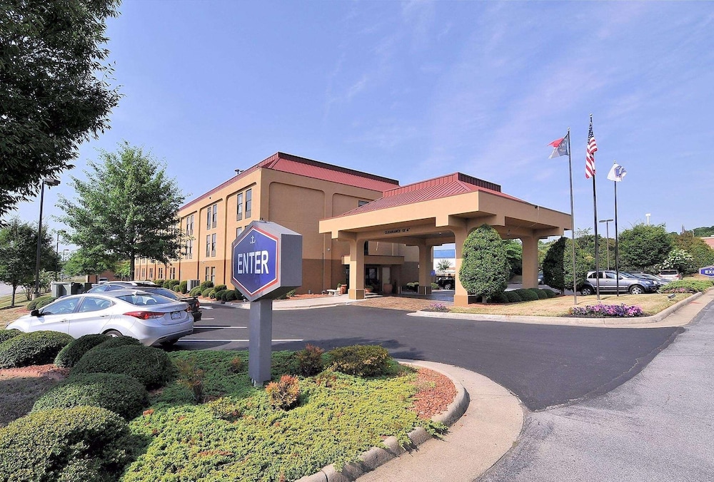 Hampton Inn Eden - photo 29