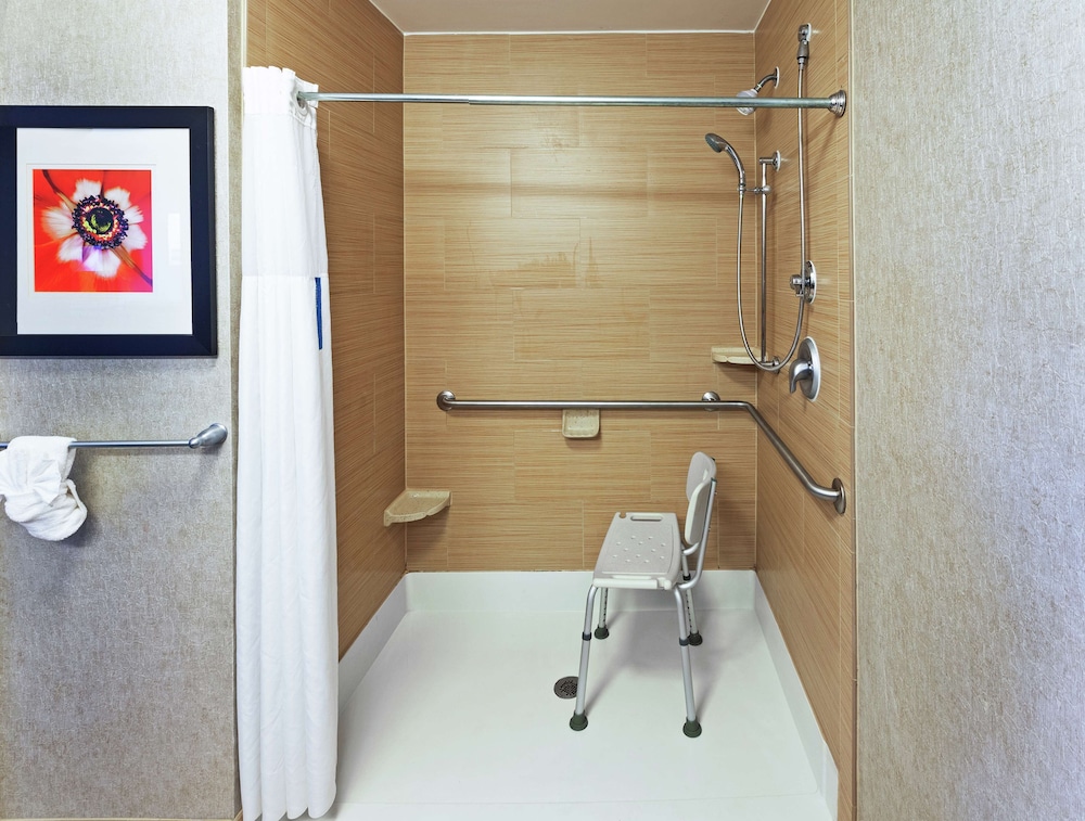 Hampton Inn & Suites Houston League City - photo 19