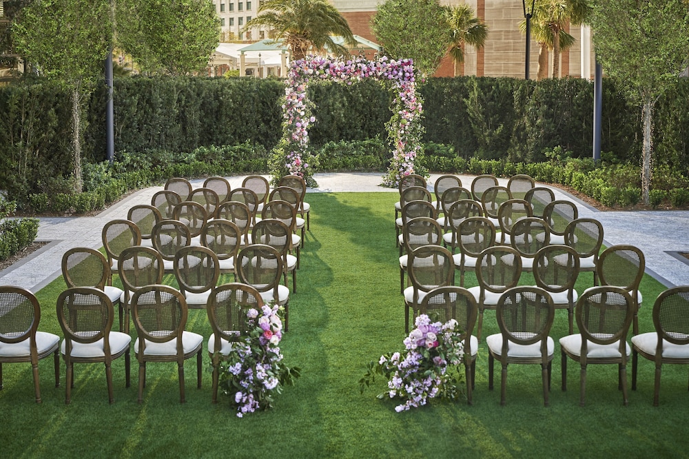 Four Seasons Hotel New Orleans - photo 86
