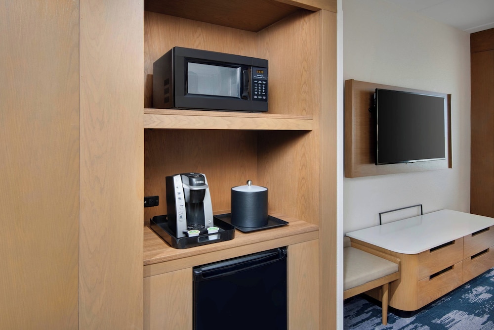 Fairfield Inn & Suites by Marriott Columbia Downtown - photo 12