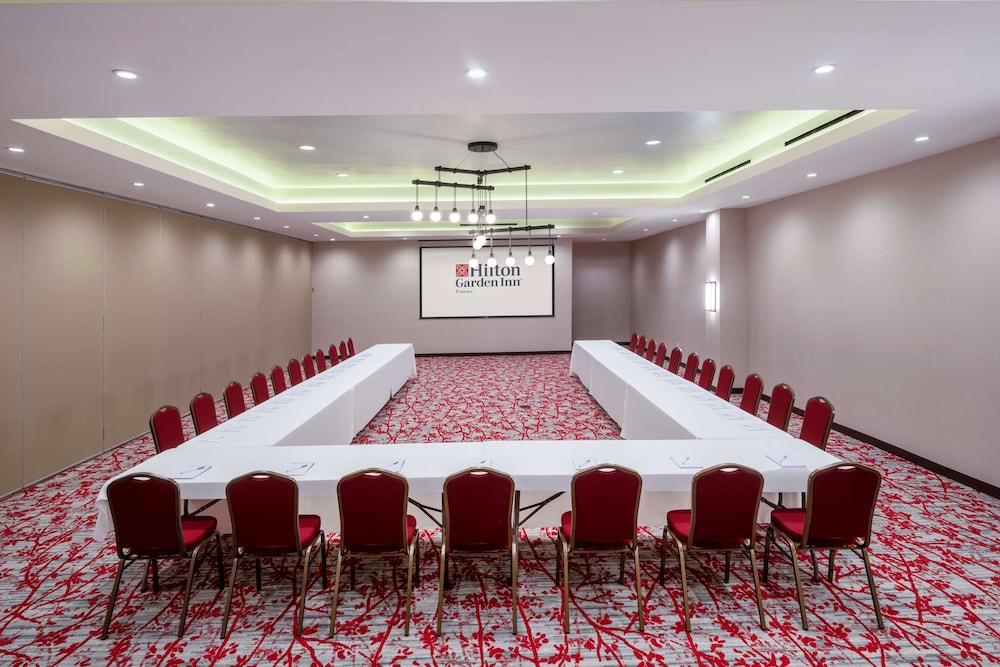 Hilton Garden Inn Pomona Chino - photo 38