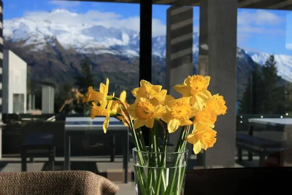 Tiritiri Lodge — 5-Star Luxury Hotel in Wanaka, New Zealand