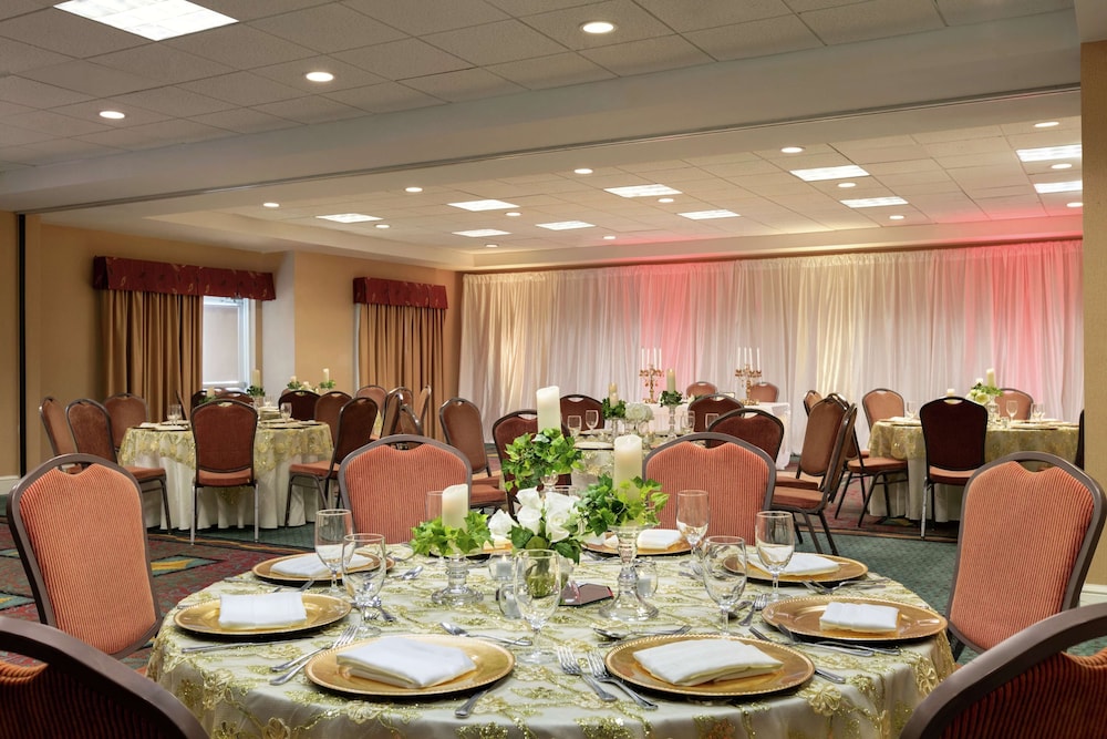 Hilton Garden Inn Fort Myers Airport FGCU - photo 44