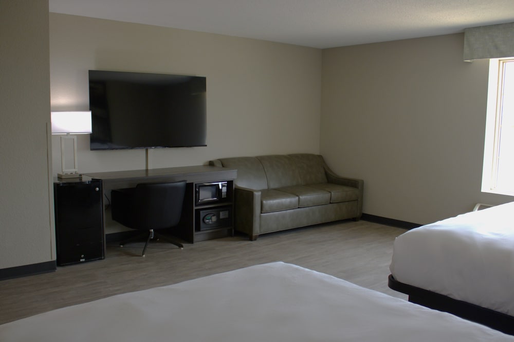 Super 8 by Wyndham Lamar - photo 13