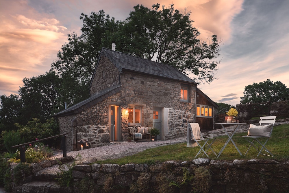 Hawthorn Cottage at Collihole — 4-Star Luxury Hotel in Newton Abbot, United Kingdom