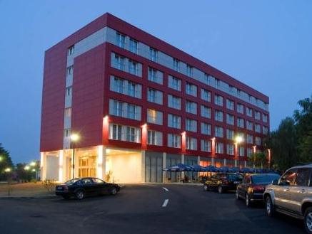 The Gerald s — hotel in Radauti