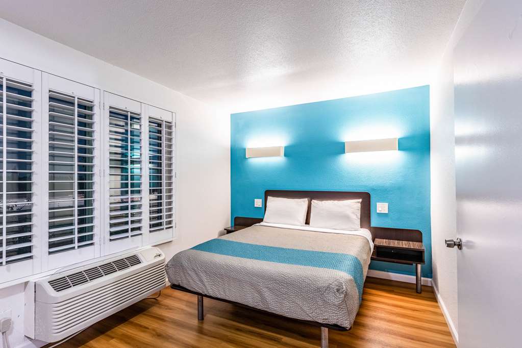 Motel 6 Fountain Valley CA Huntington Beach Area - photo 20