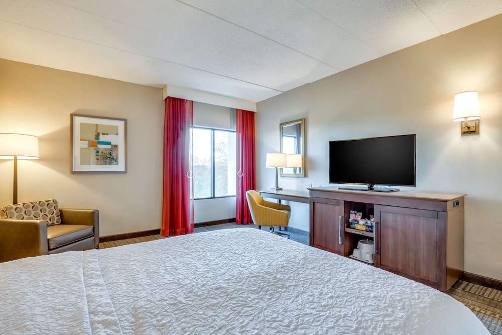 Hampton Inn Boston Norwood - photo 16
