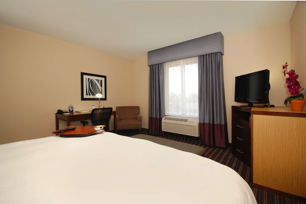 Hampton Inn Jackson Flowood MS - photo 13