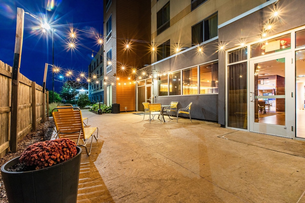 Fairfield Inn & Suites Rochester Mayo Clinic Area St. Marys - photo 35
