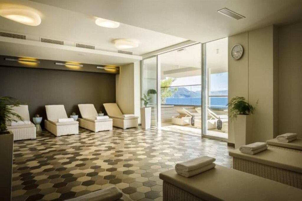 Girandella Family in Rabac, Croatia