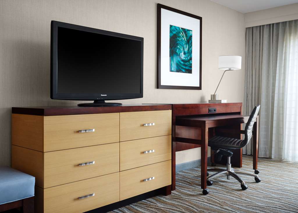 Sonesta Redondo Beach & Marina - photo 21