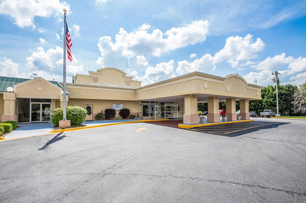 Country Inn & Suites by Radisson Greenville SC - photo 15