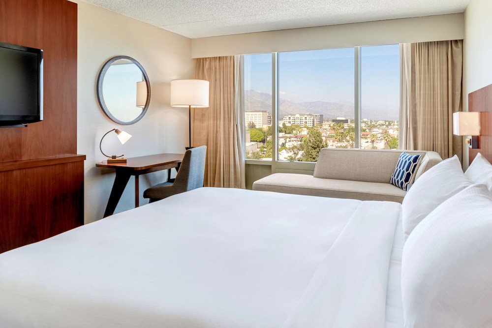 Hilton Pasadena - photo 9