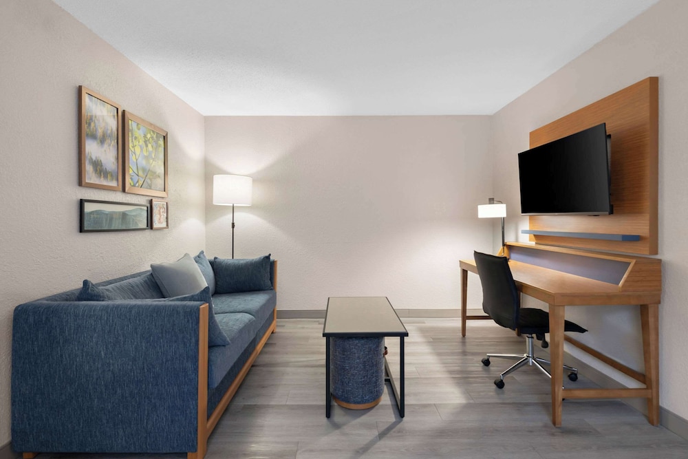 Country Inn & Suites by Radisson Coon Rapids MN - photo 56