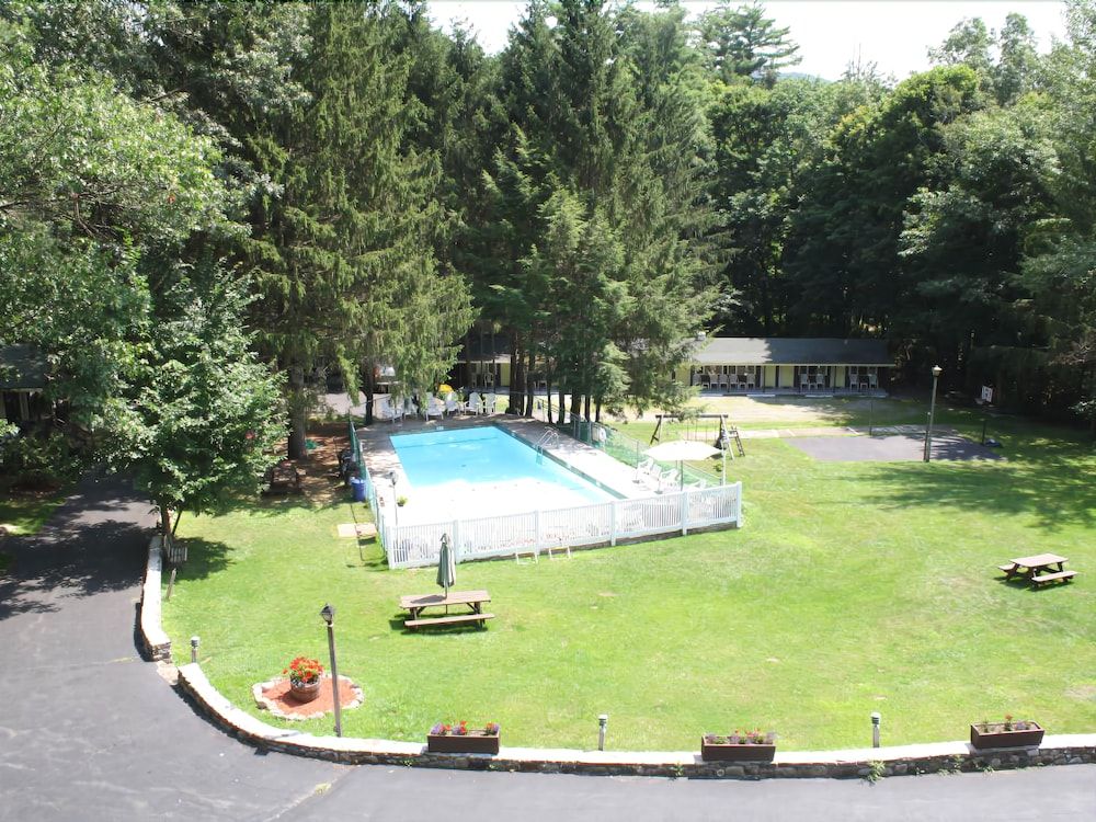 Green Haven Resort - photo 23
