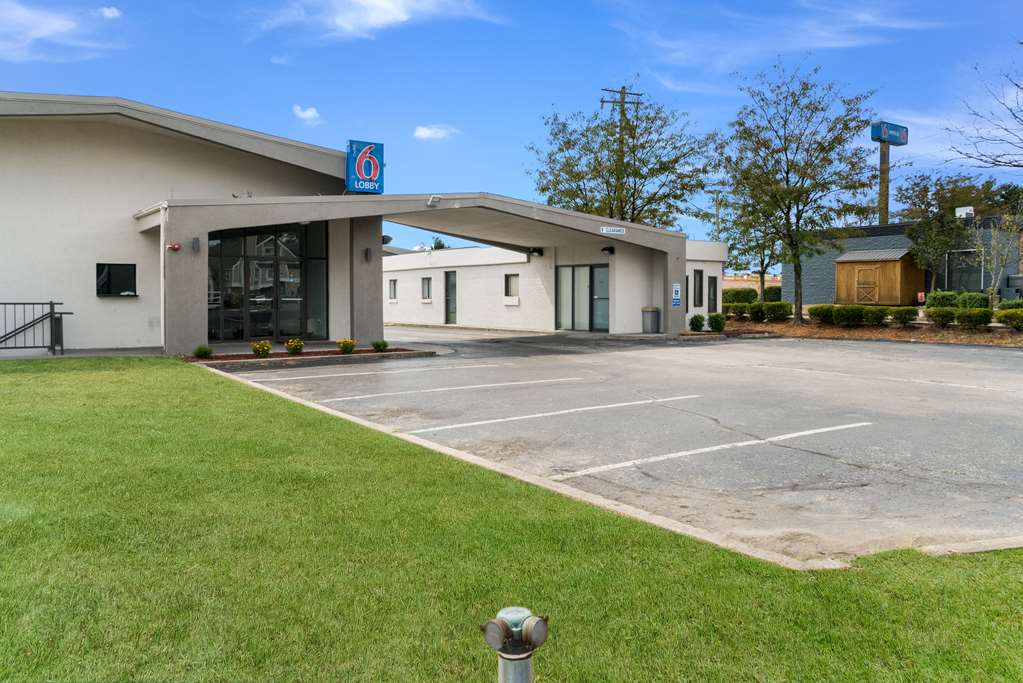 Motel 6 Lexington KY Airport - photo 4