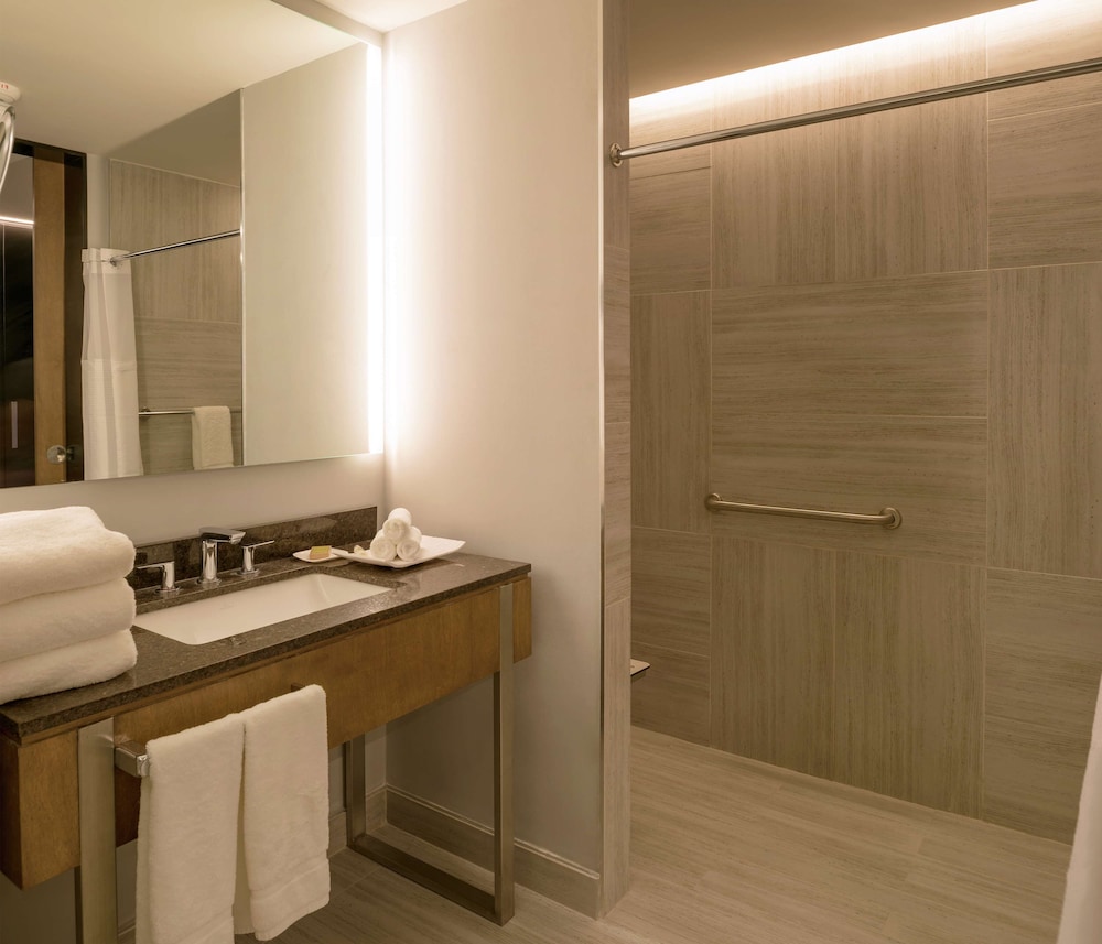 Bathroom shower