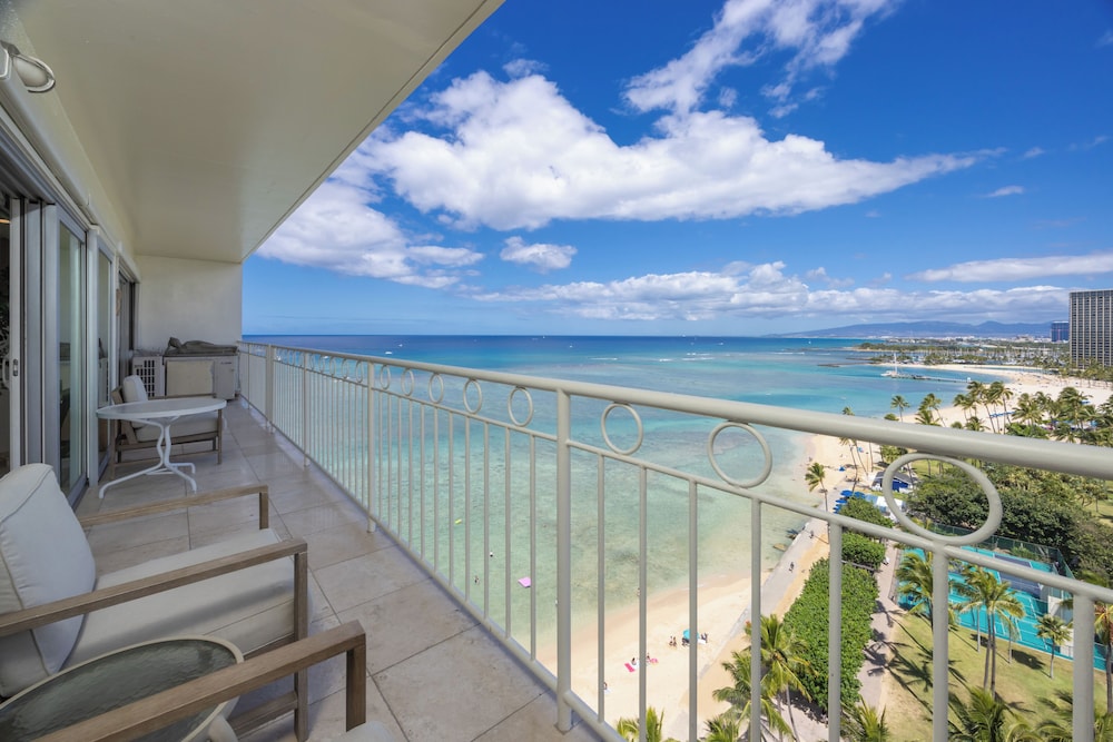 Waikiki Shore By Outrigger - photo 117
