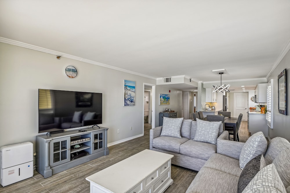 Destin Towers 61 2 Br Condo - photo 14