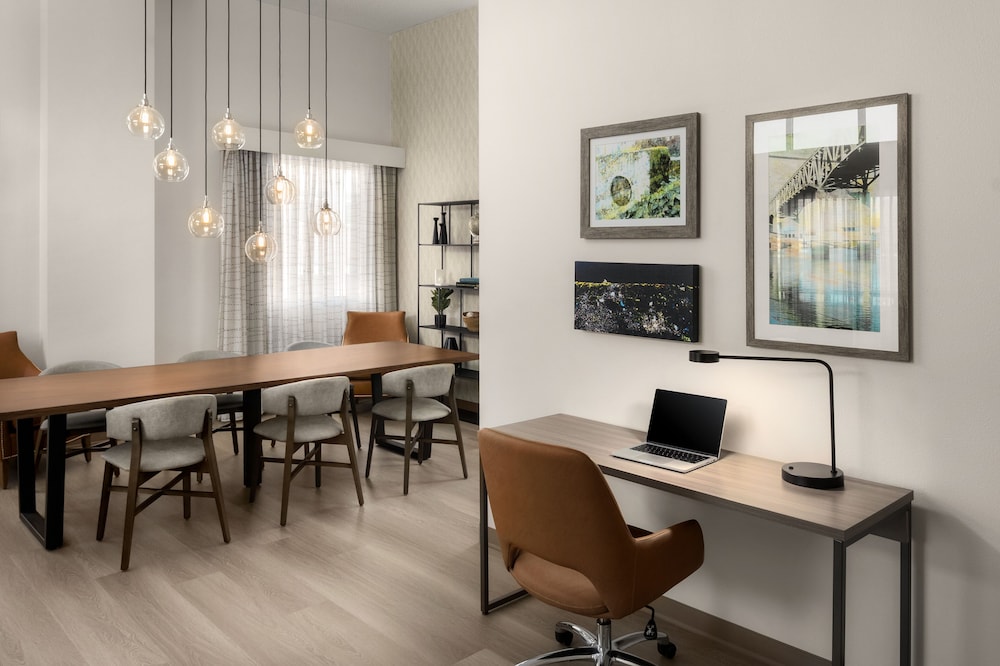 Residence Inn by Marriott Portland Downtown RiverPlace - photo 8