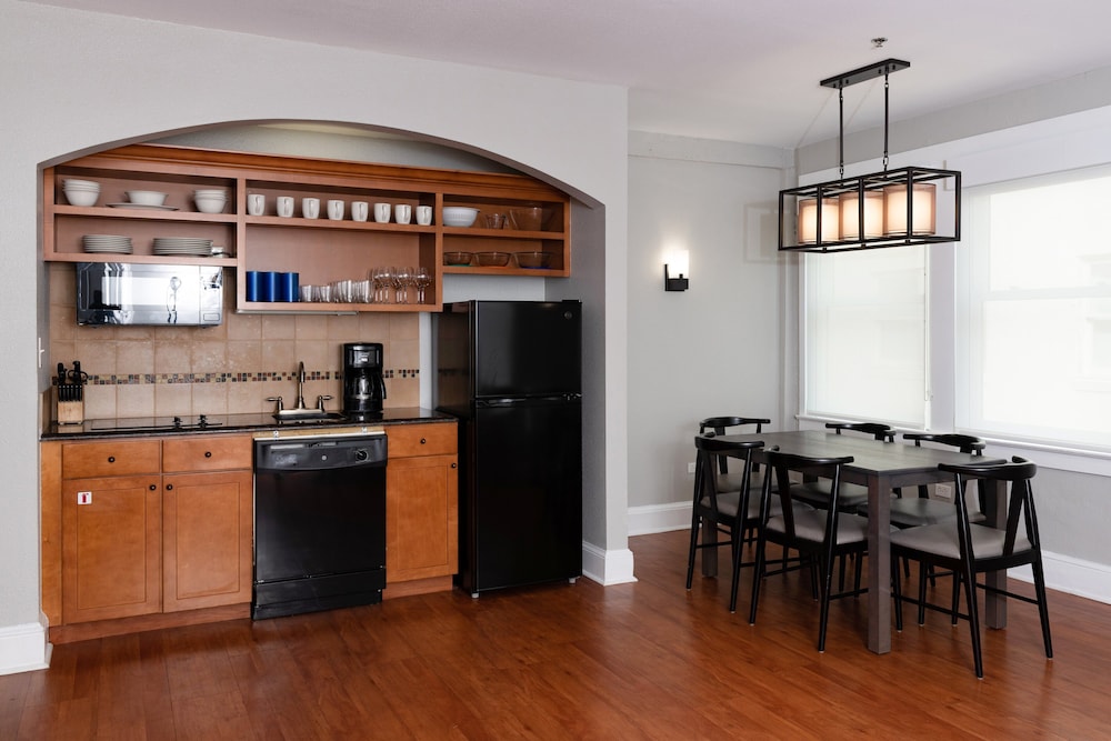 Club Wyndham Riverside Suites - photo 9