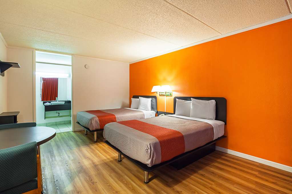 Motel 6 Tifton GA - photo 15
