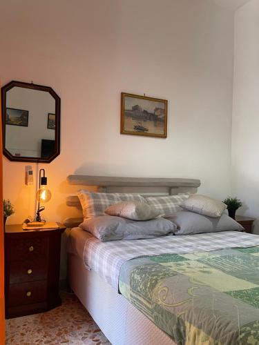 Eva Capital Guest House — 5-Star Luxury Hotel in Vitinia, Italy