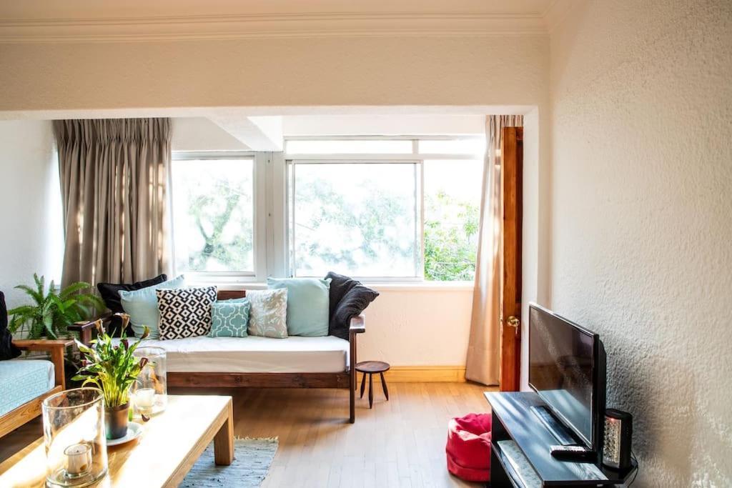 Taronga Mansions at Green Point stadium — 4-Star Luxury Hotel in Cape Town, South Africa