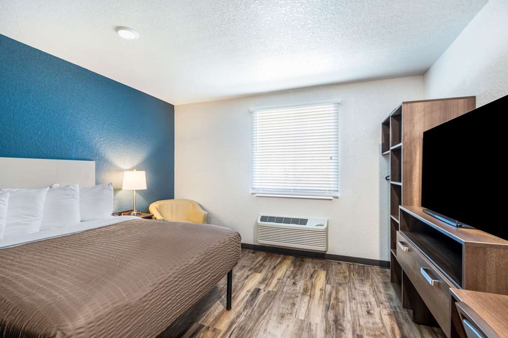 WoodSpring Suites Bradenton - photo 10