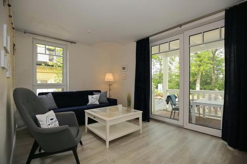 Strandvilla Scholle Dorsch Wohnung 02 — 4-Star Luxury Hotel in Ostseebad Boltenhagen, Germany